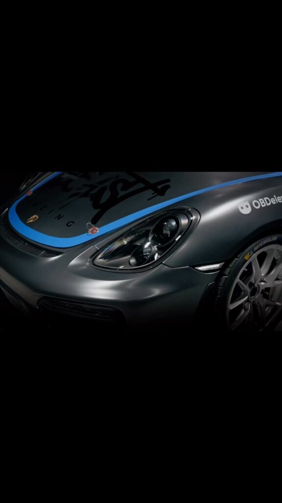 Pristatome naujausią SRB Motorsport šeimos narį Porsche Cayman GT4 Clubsport MR #clubsport #motorsport #718